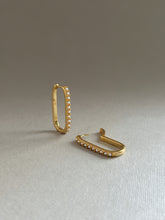 Load image into Gallery viewer, NOIR hoops