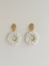 Load image into Gallery viewer, LUA earrings