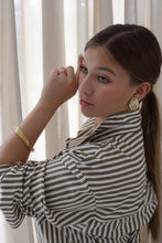 Load image into Gallery viewer, HAILEY Gold Earrings