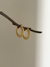 Load image into Gallery viewer, OAK hoops