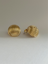 Load image into Gallery viewer, BRIELLE Studs