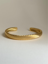 Load image into Gallery viewer, ASPEN bangle