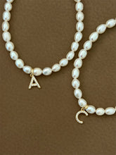 Load image into Gallery viewer, Jodie Pearl Bracelet