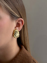 Load image into Gallery viewer, HAILEY Gold Earrings