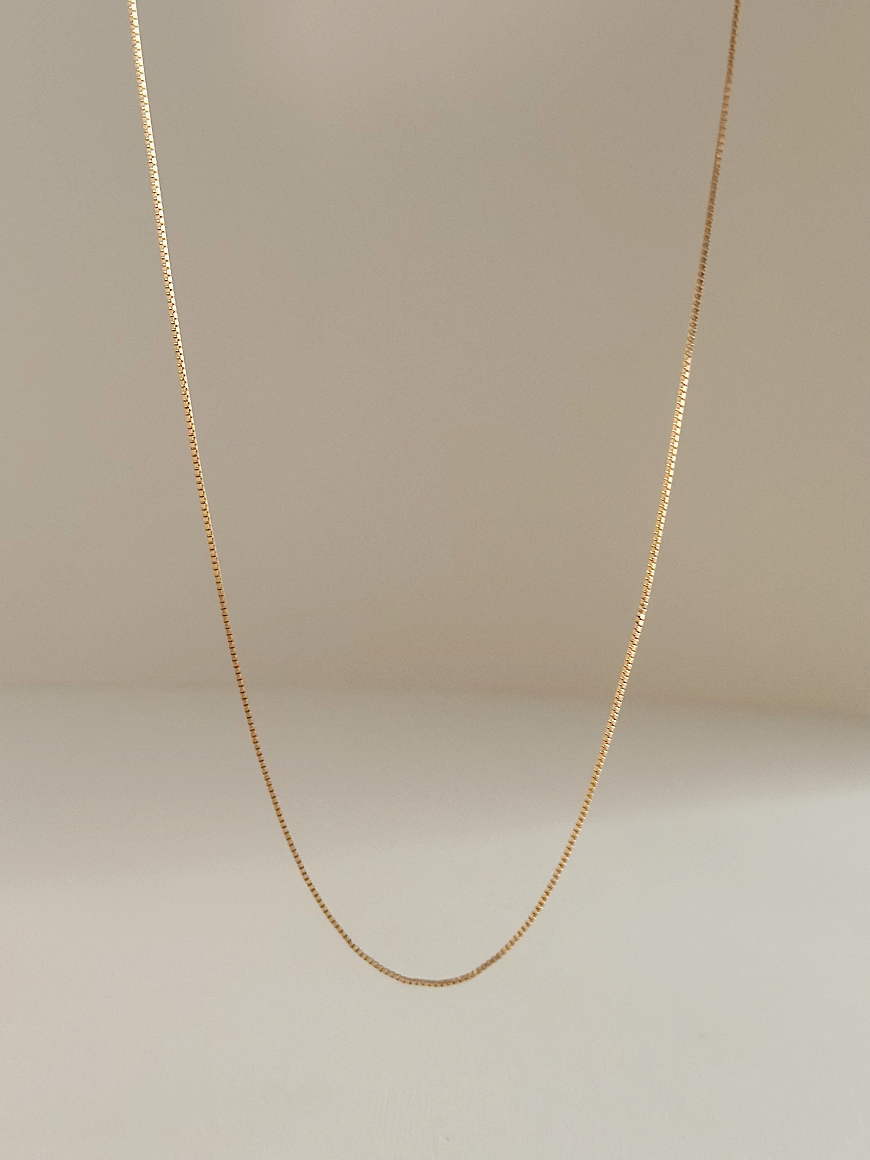 VERA necklace