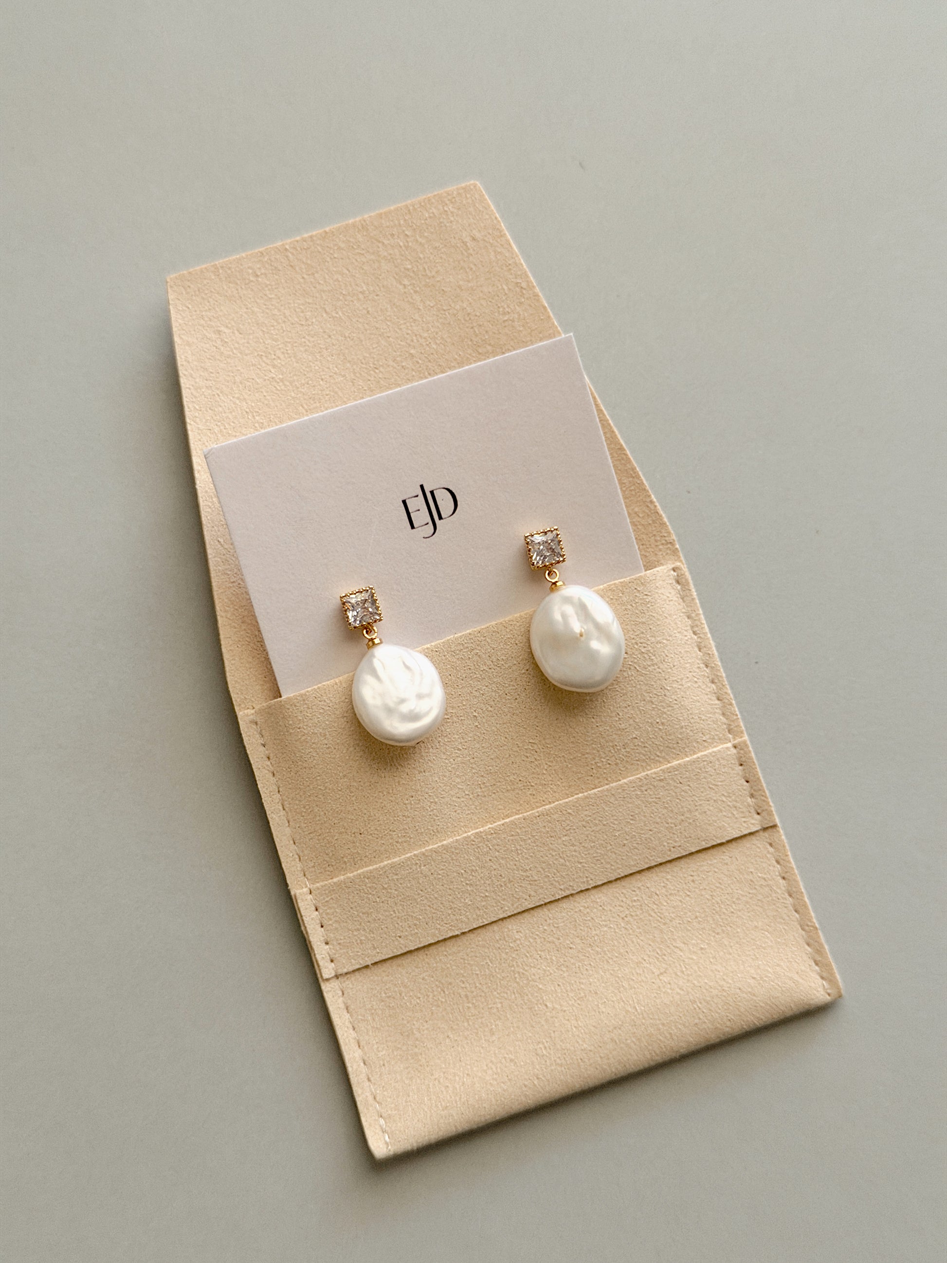 MELLIER Pearl Earrings