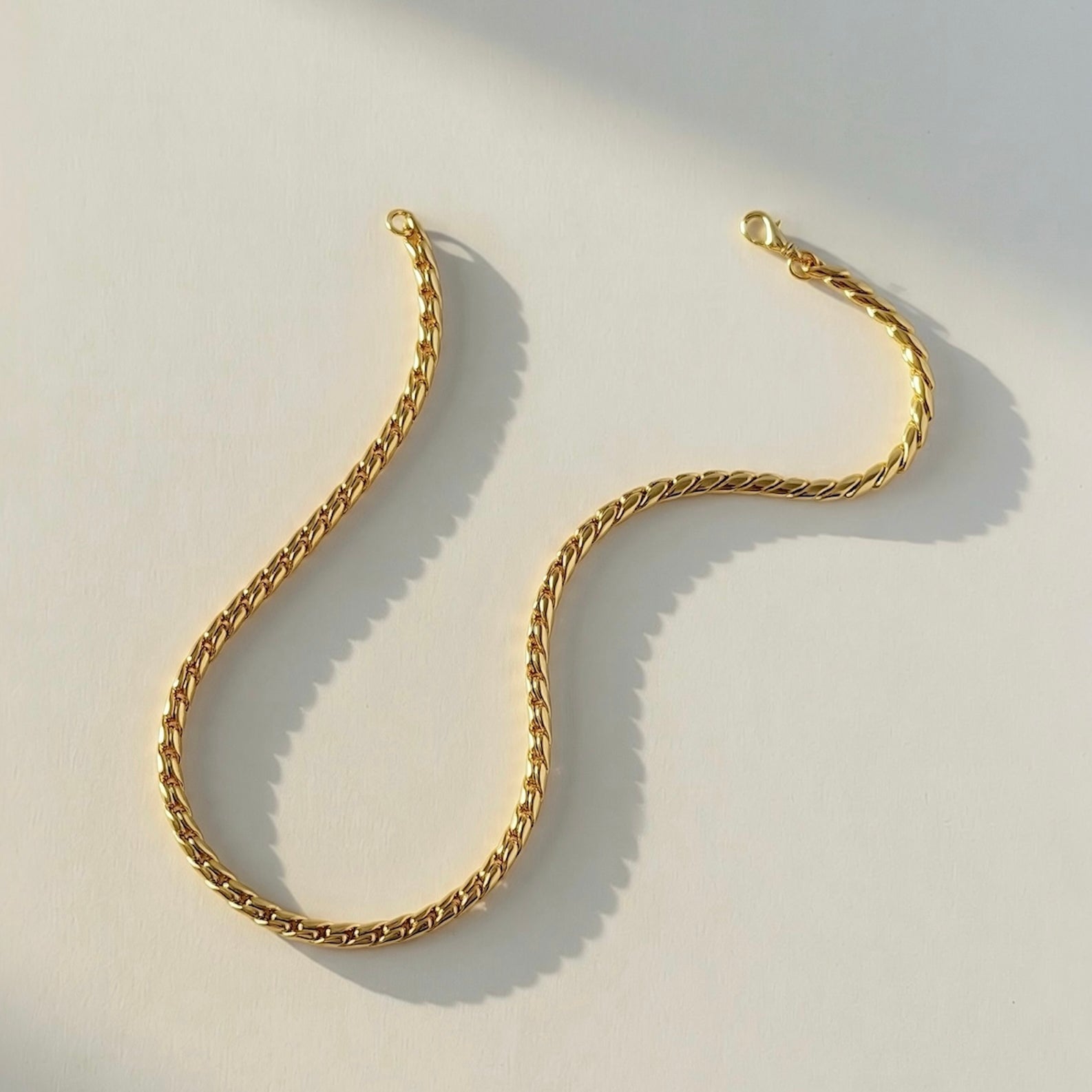 ROAM Chain Necklace