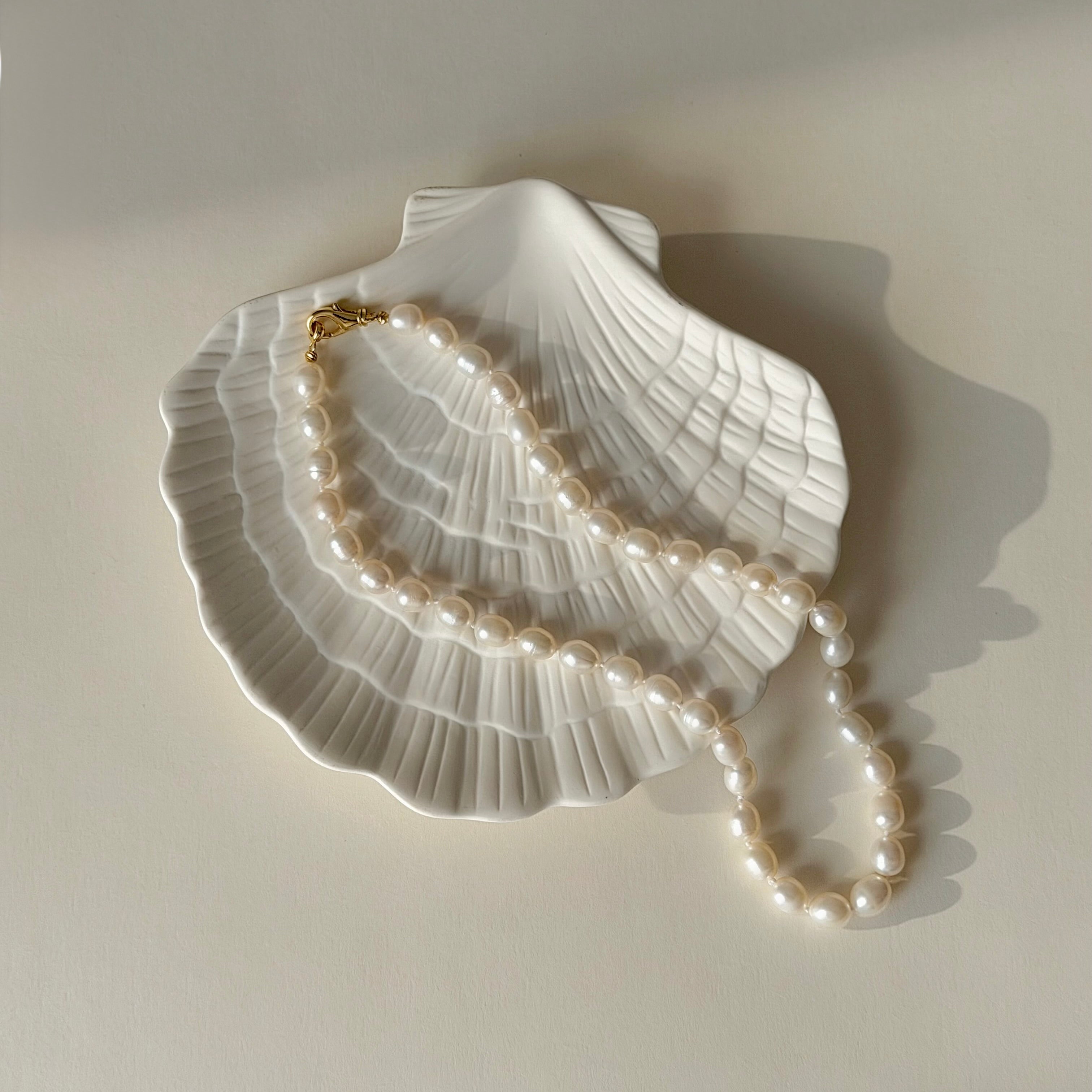 NOVA Pearl Necklace