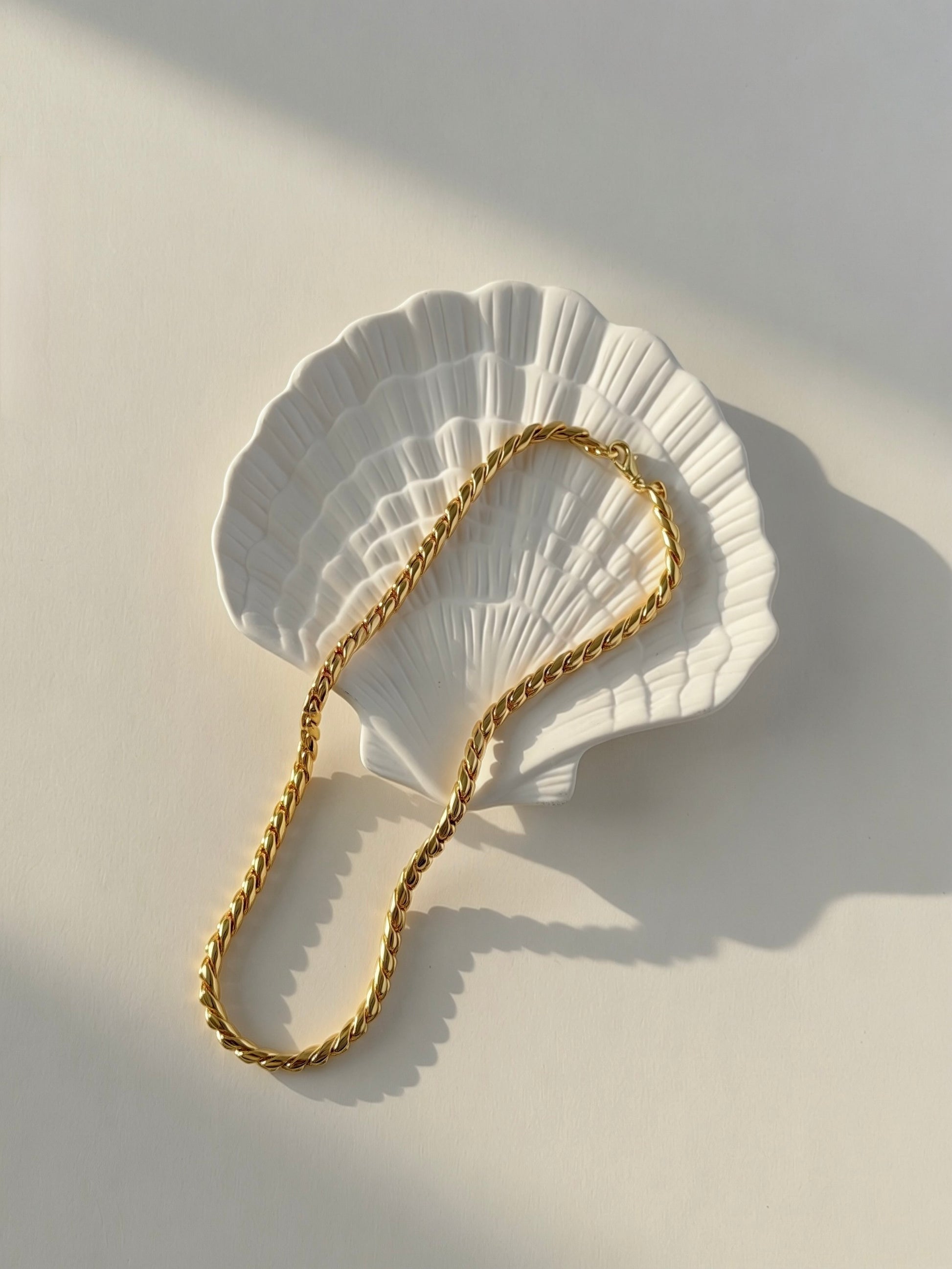 ROAM Chain Necklace