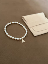 Load image into Gallery viewer, Jodie Pearl Bracelet
