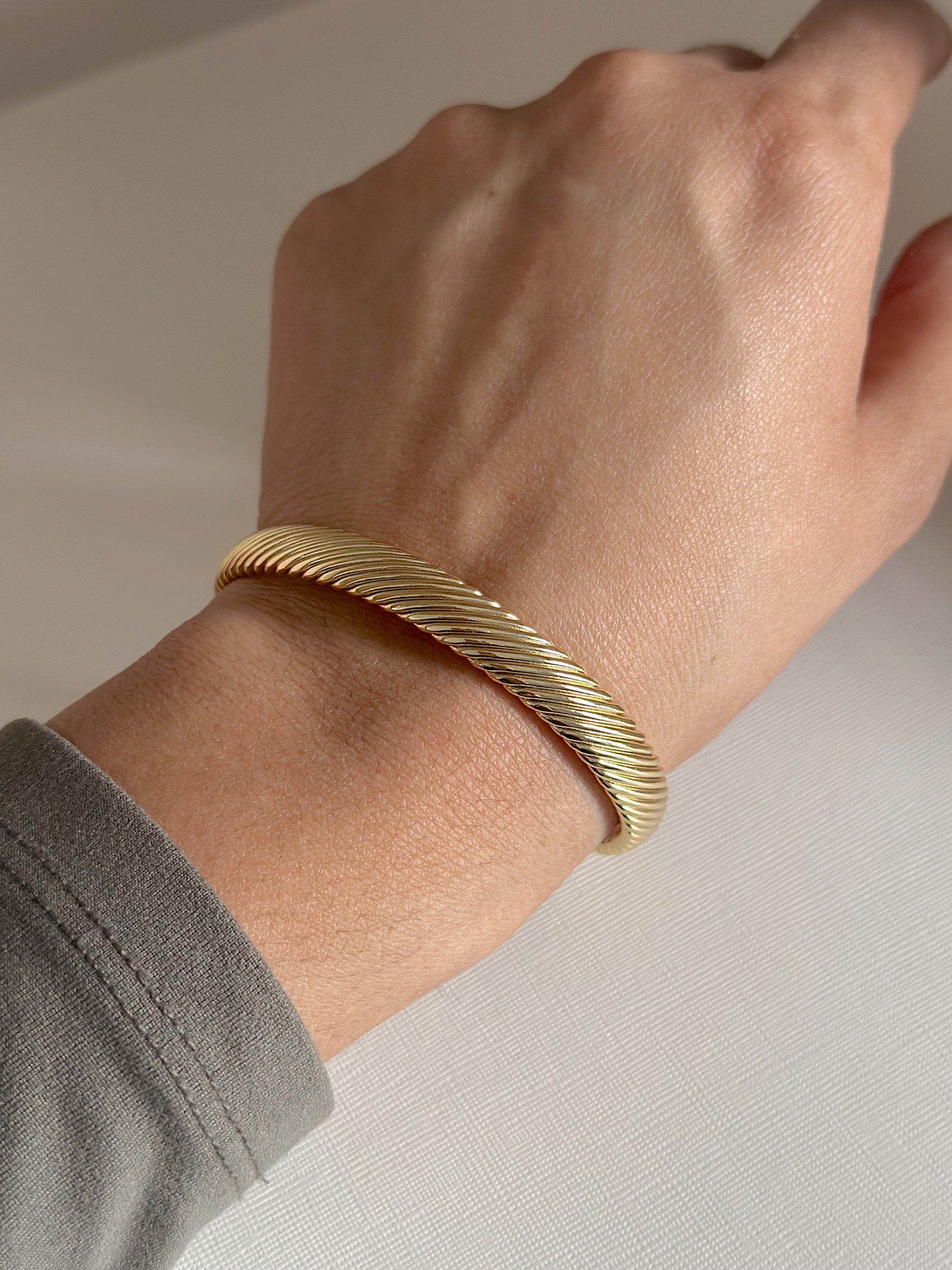 ASPEN bangle