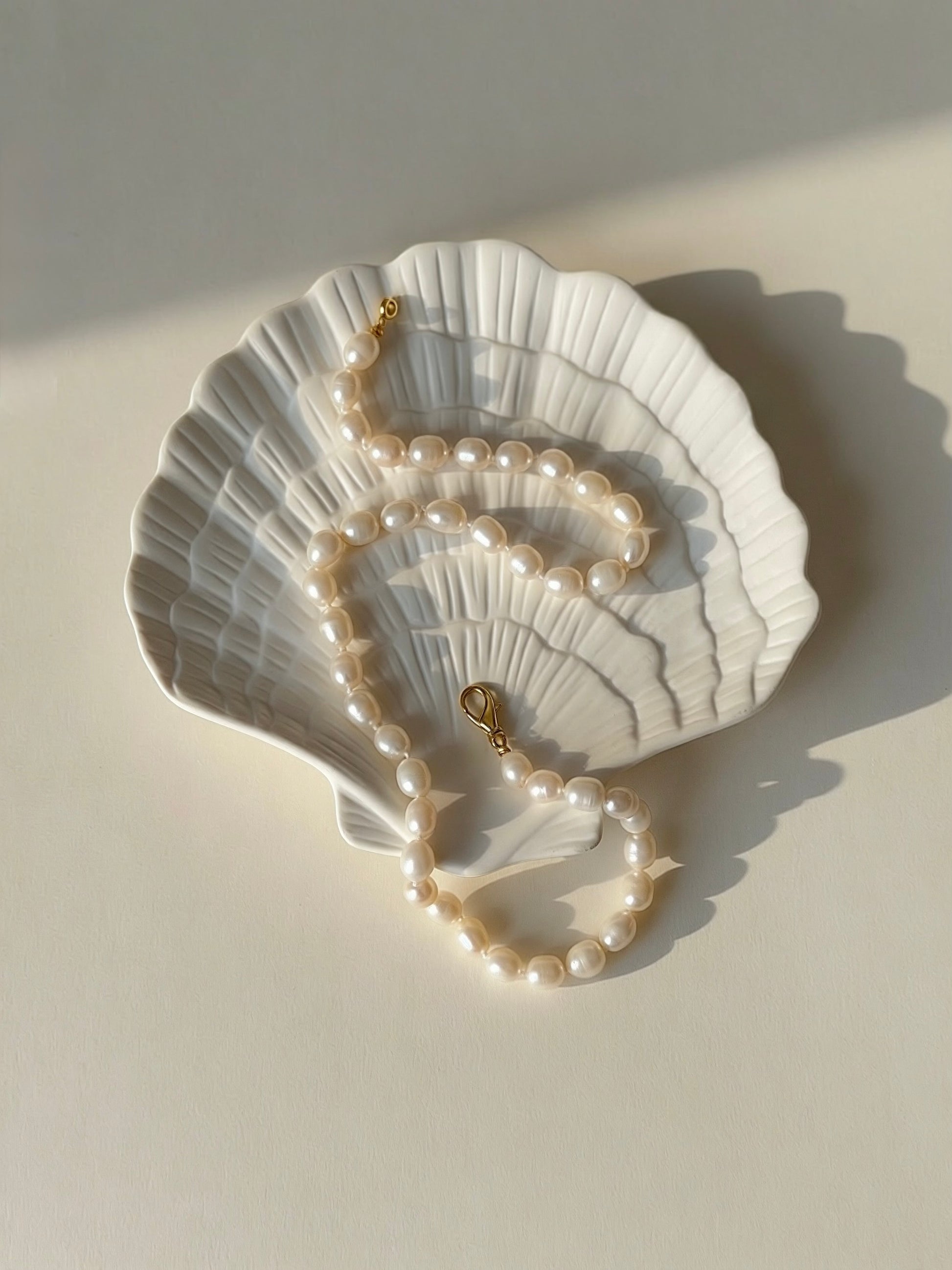 NOVA Pearl Necklace