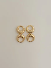 Load image into Gallery viewer, HELEN Earrings
