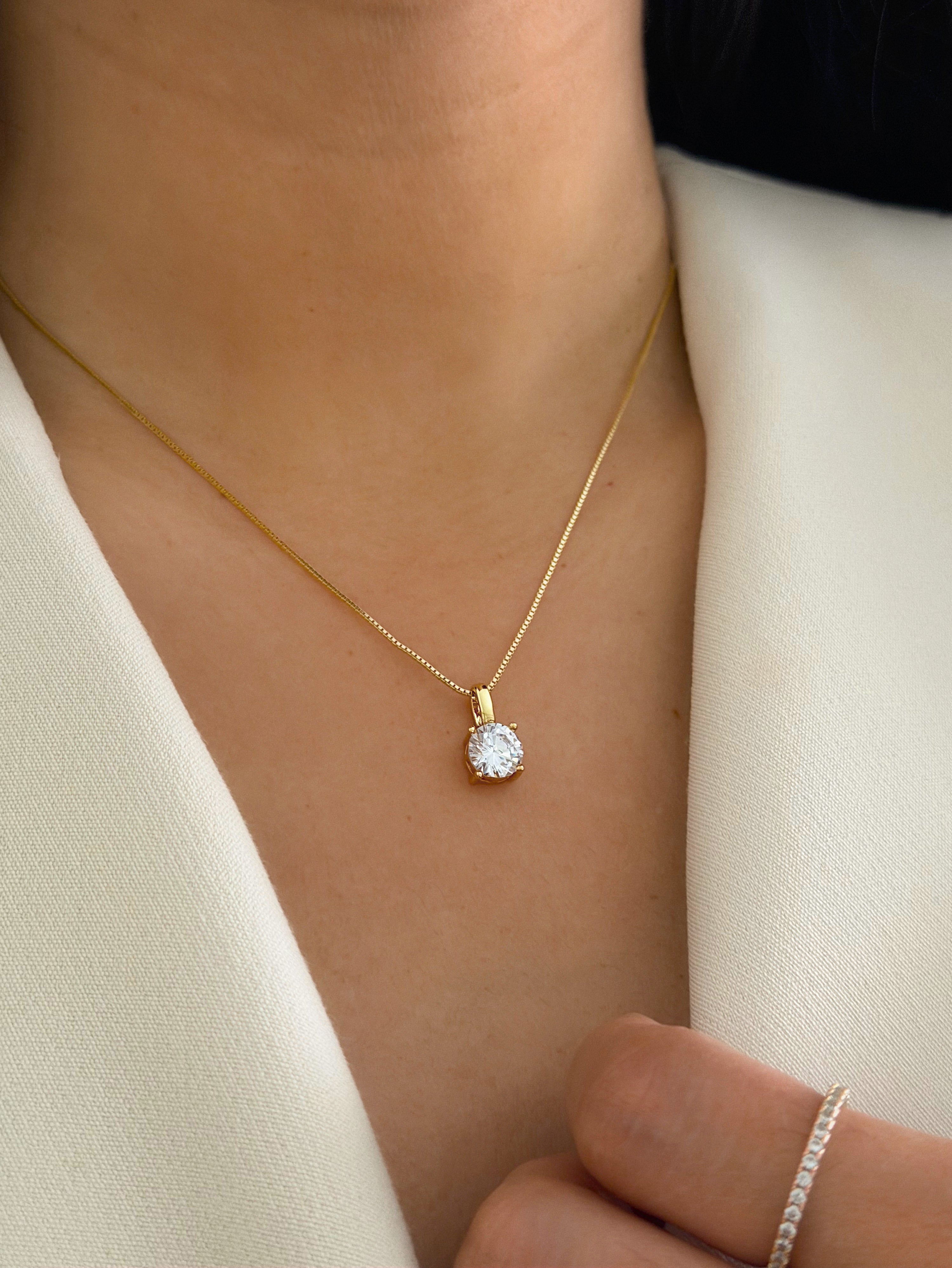 LOU Solitaire Chain