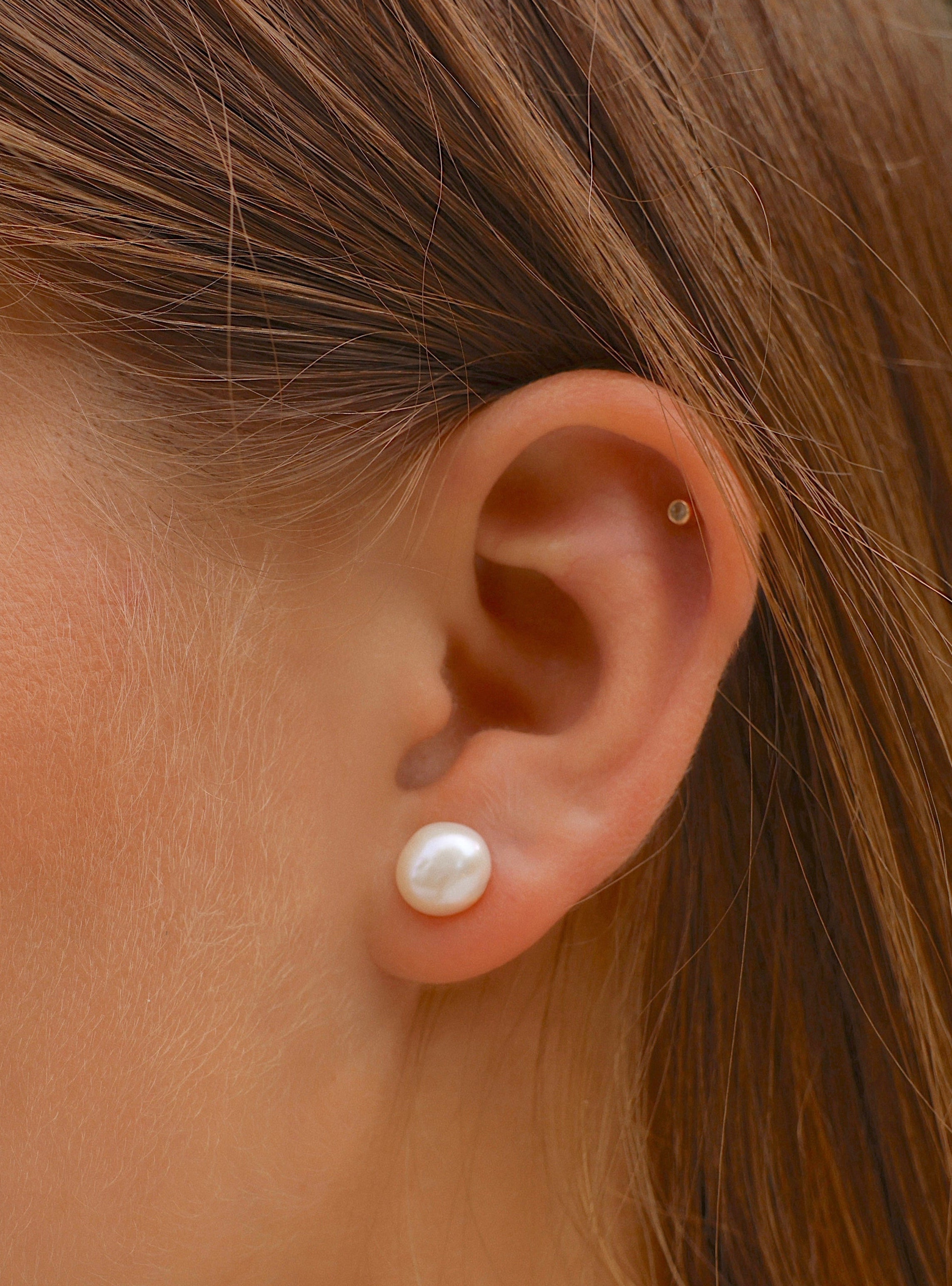 GEMMA Pearl Studs