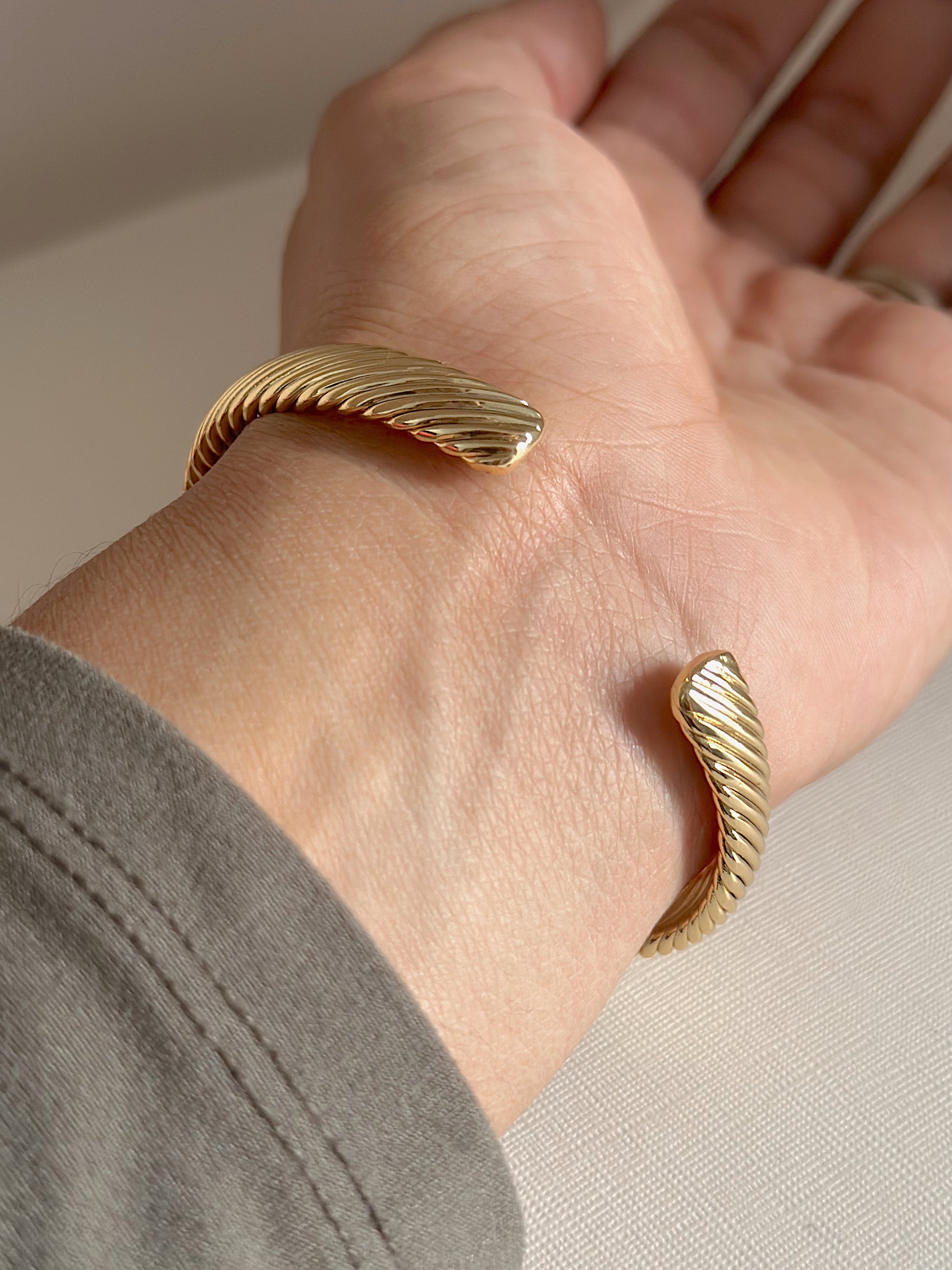 ASPEN bangle
