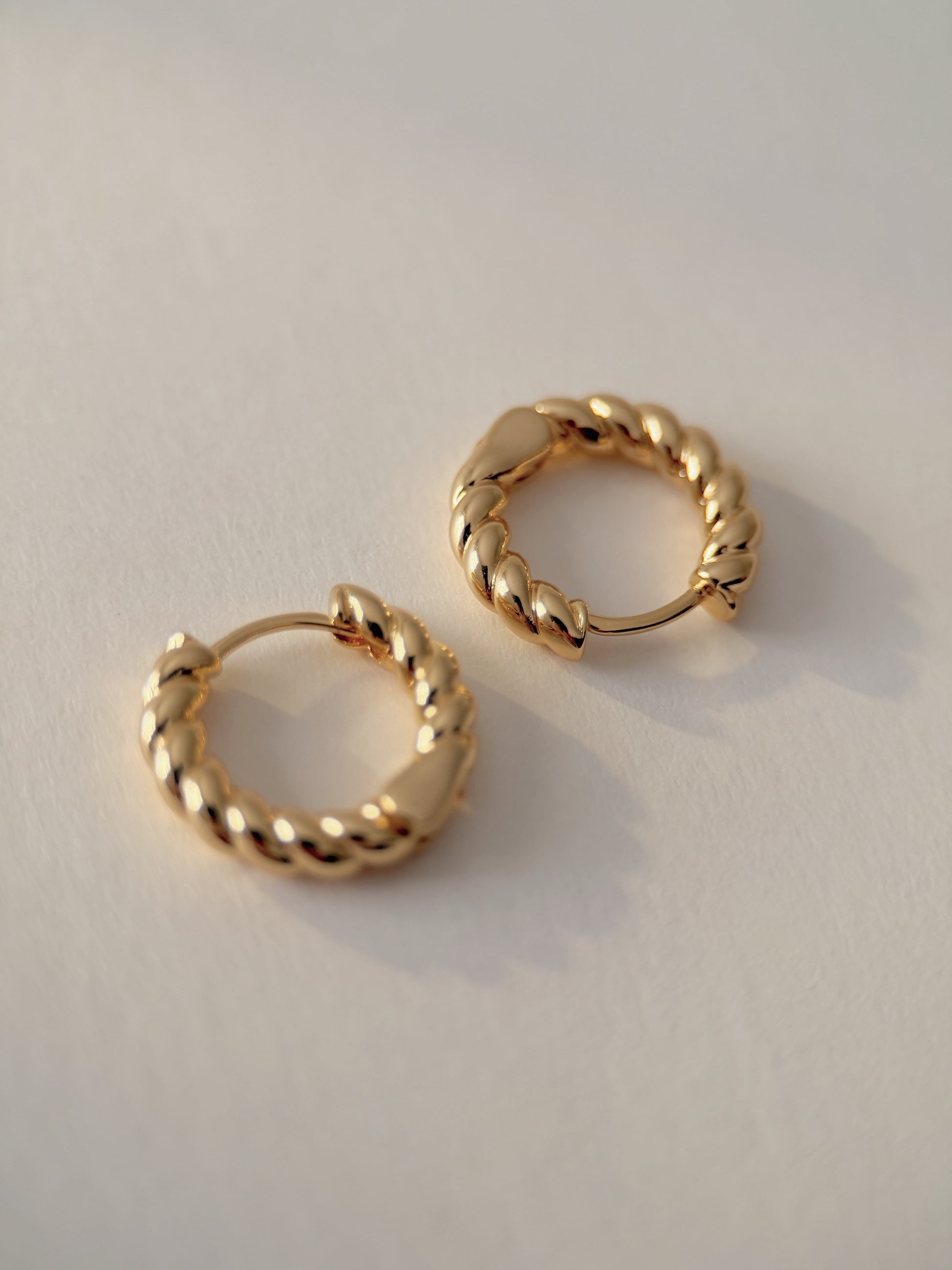 ZADIG Twisted Hoops