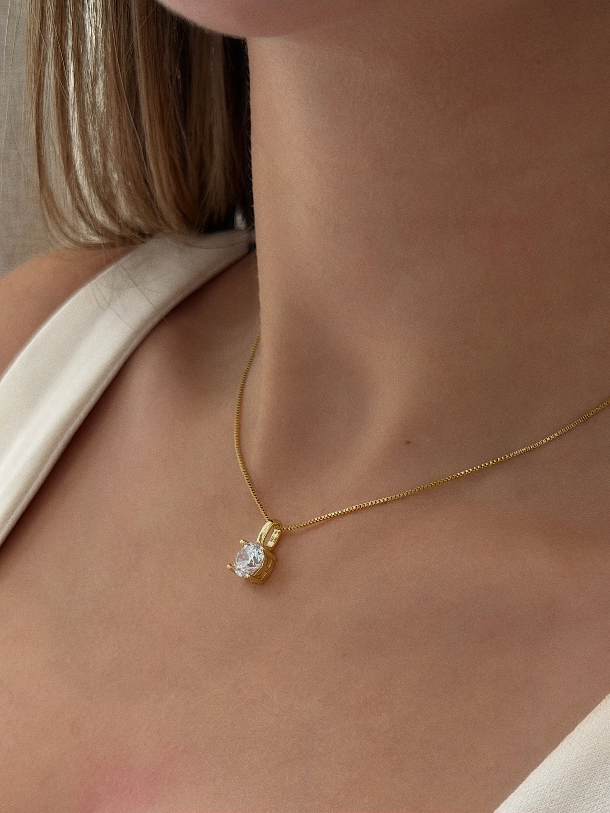 LOU Solitaire Chain