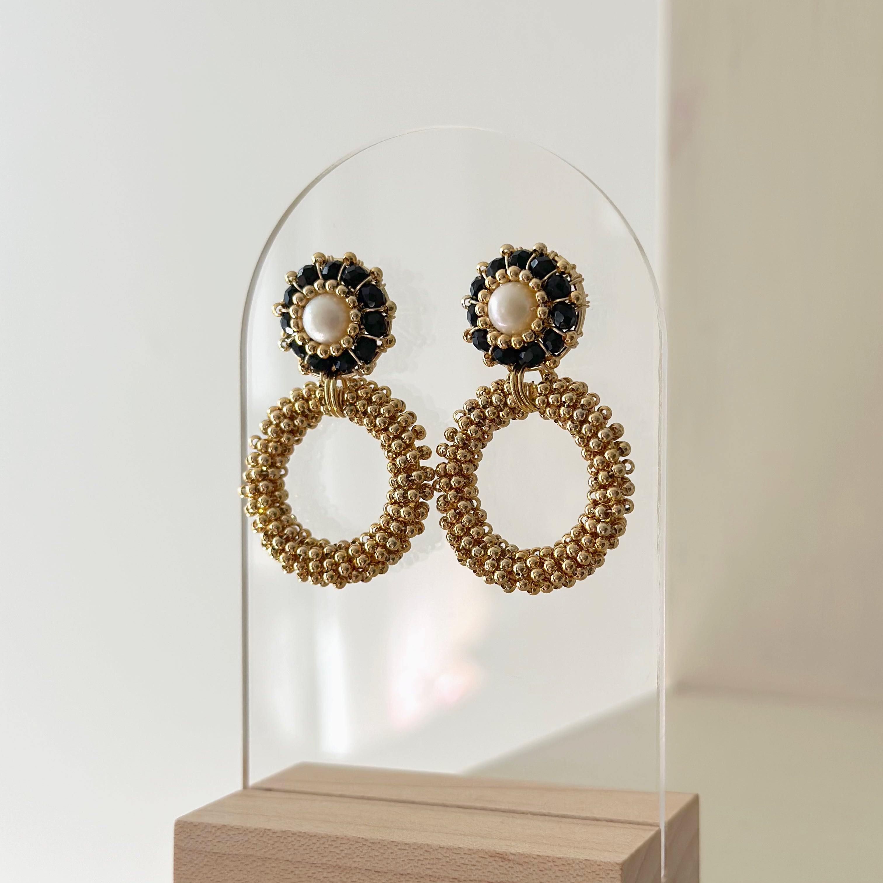 AURORA black earrings
